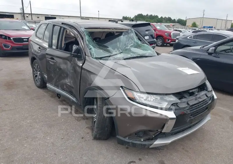 2017 Mitsubishi OUTLANDER photo
