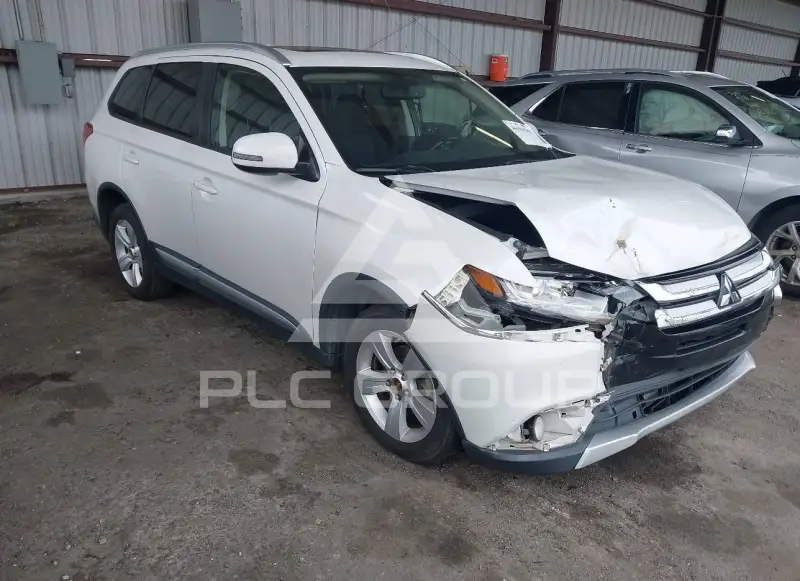 2017 Mitsubishi OUTLANDER photo