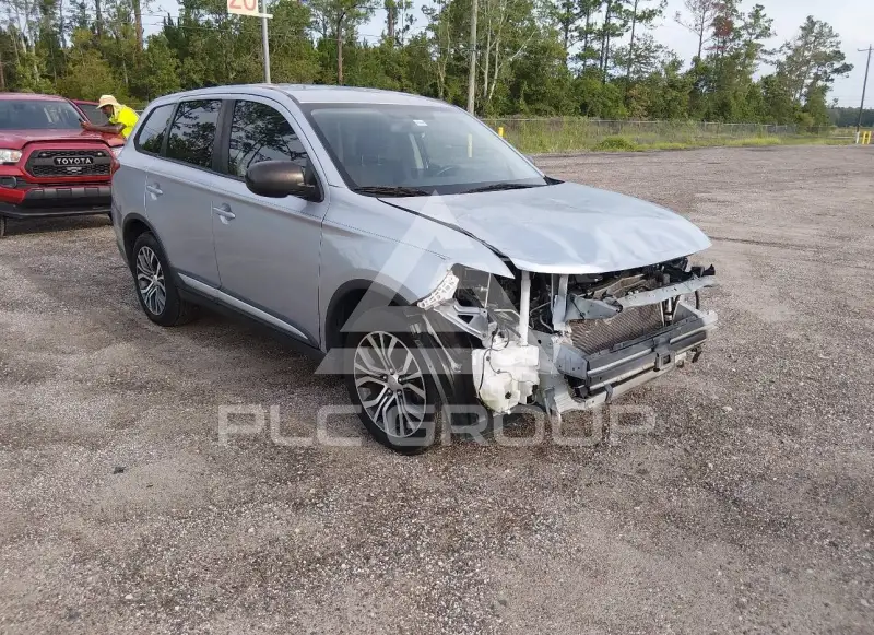 2017 Mitsubishi OUTLANDER photo