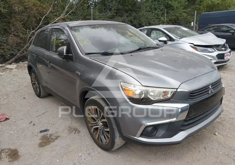 2017 Mitsubishi OUTLANDER фото