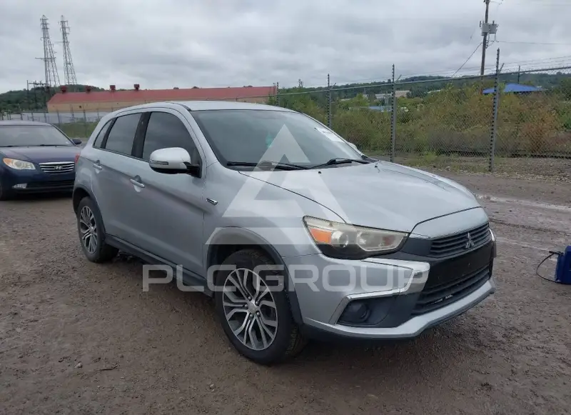 2017 Mitsubishi OUTLANDER фото