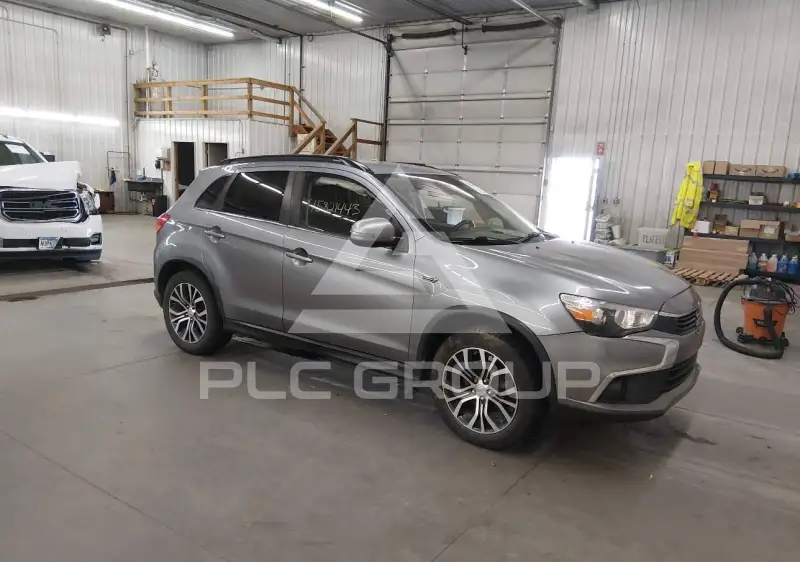 2017 Mitsubishi OUTLANDER фото