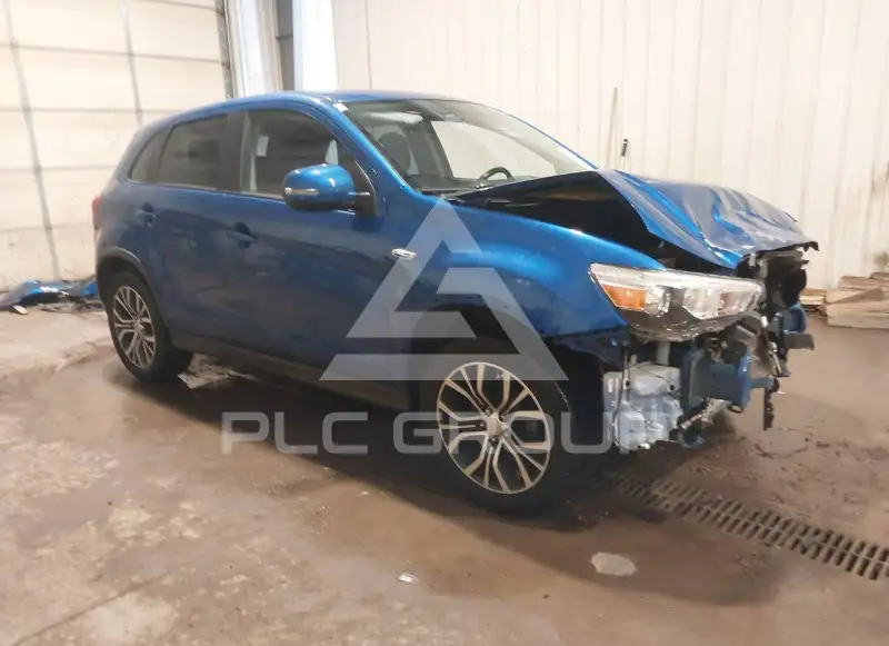 2017 Mitsubishi OUTLANDER фото