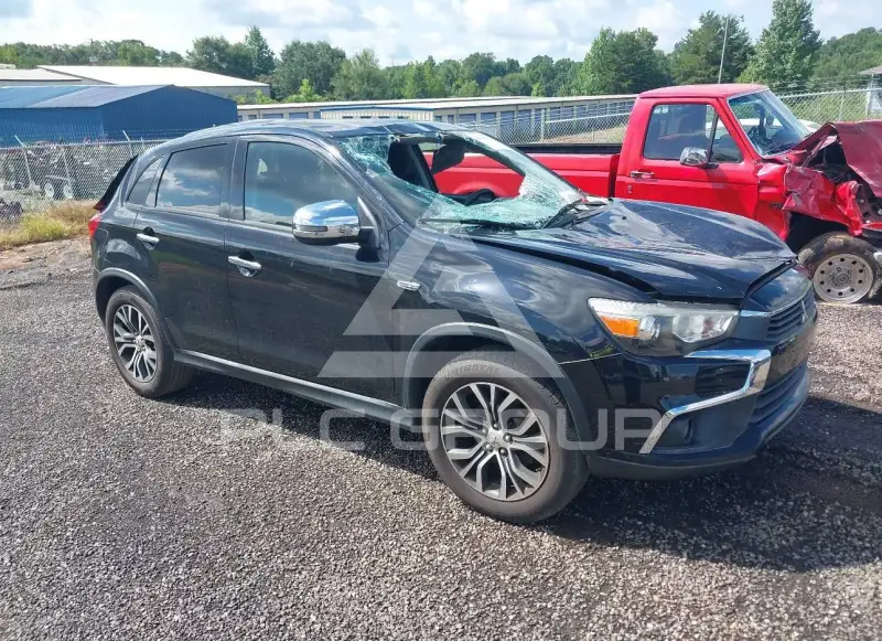 2017 Mitsubishi OUTLANDER фото