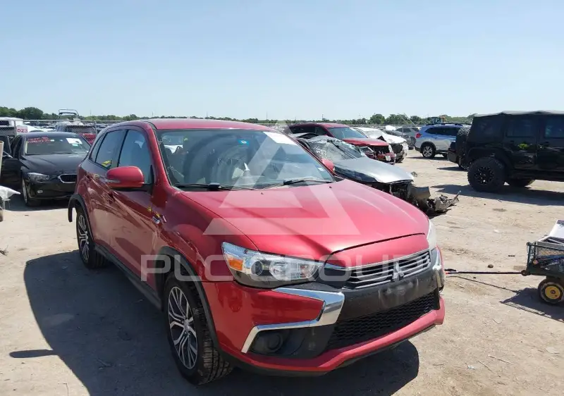 2017 Mitsubishi OUTLANDER фото