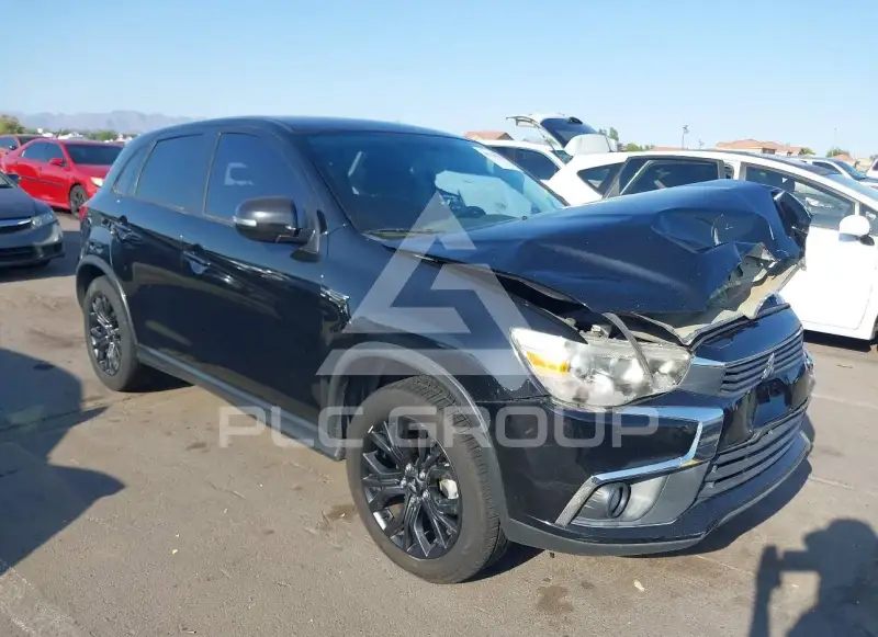 2017 Mitsubishi OUTLANDER фото