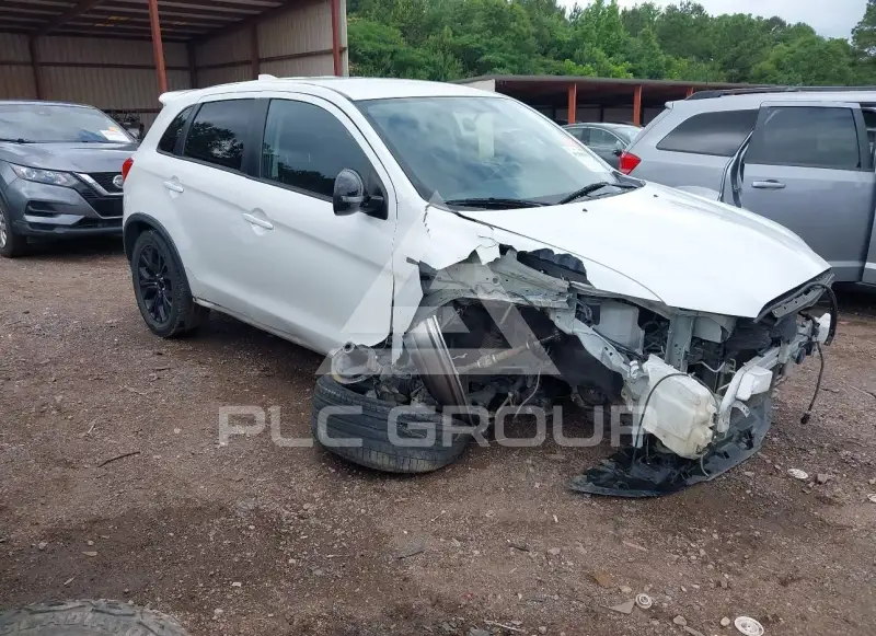 2017 Mitsubishi OUTLANDER фото
