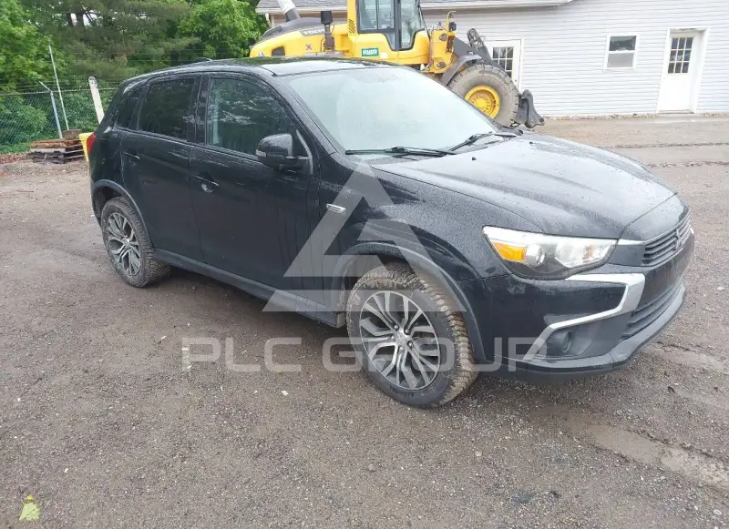 2017 Mitsubishi OUTLANDER фото