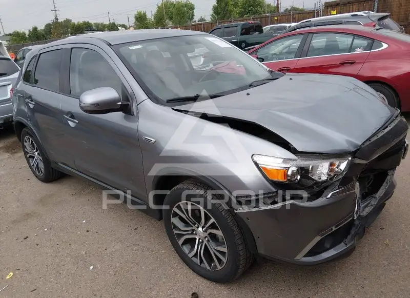 2017 Mitsubishi OUTLANDER фото