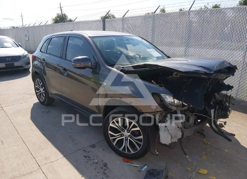 2017 Mitsubishi OUTLANDER фото