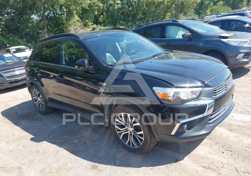 2017 Mitsubishi OUTLANDER photo