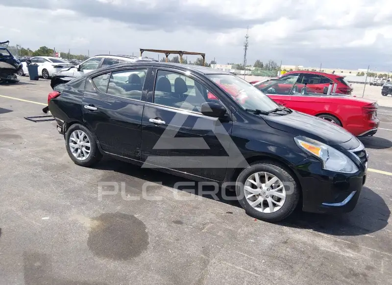 2017 Nissan VERSA фото