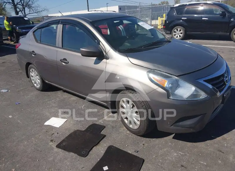 2017 Nissan VERSA фото