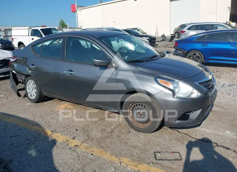 2017 Nissan VERSA фото