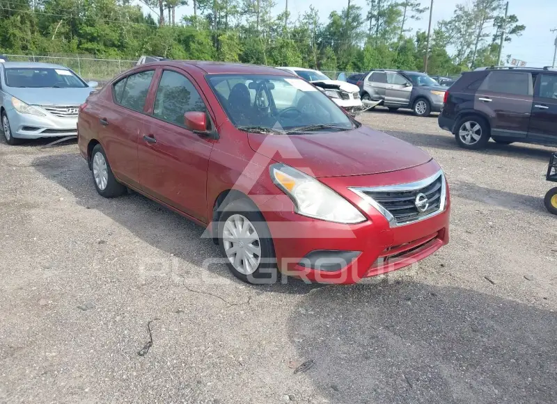 2017 Nissan VERSA фото