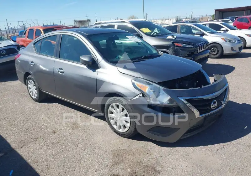 2017 Nissan VERSA photo