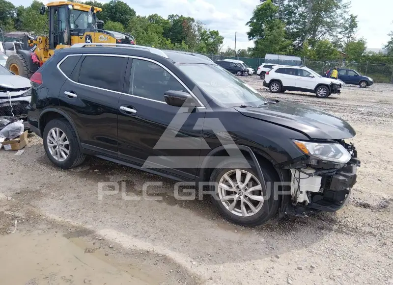 2017 Nissan ROGUE photo