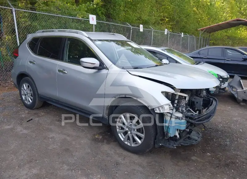 2017 Nissan ROGUE фото