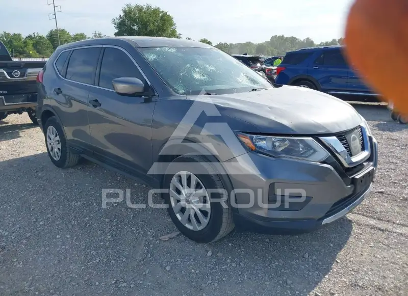 2017 Nissan ROGUE photo