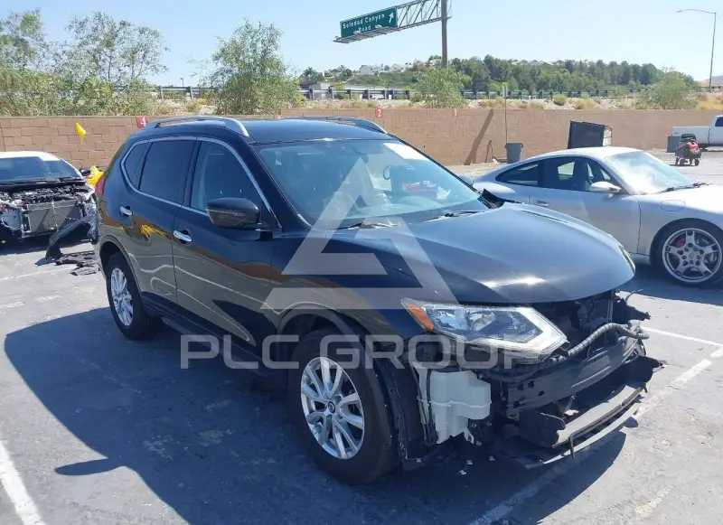 2017 Nissan ROGUE photo