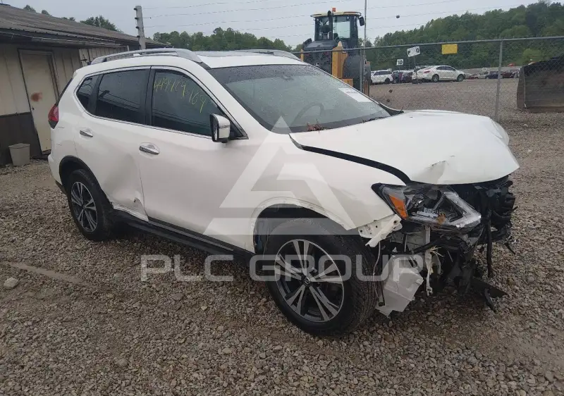 2017 Nissan ROGUE фото