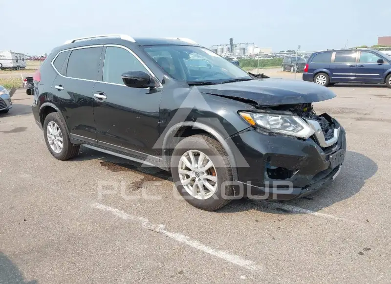 2017 Nissan ROGUE photo