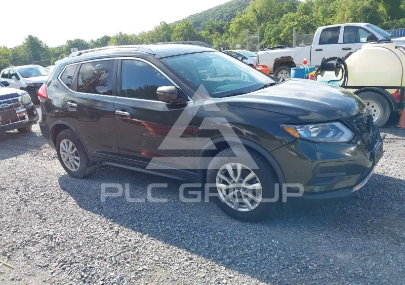 2017 Nissan ROGUE photo