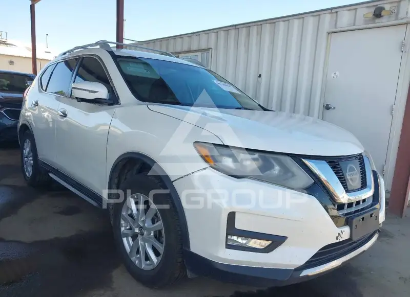 2017 Nissan ROGUE фото