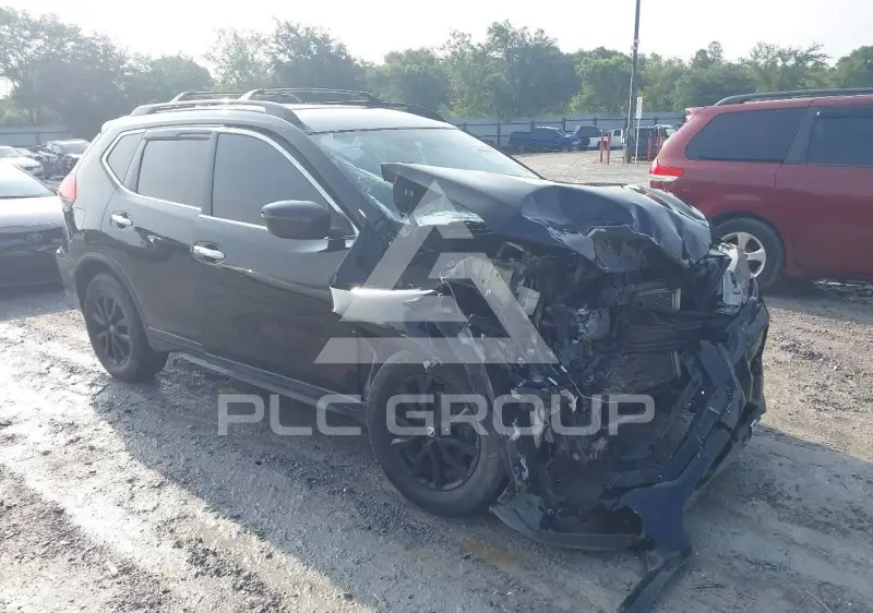 2017 Nissan ROGUE photo