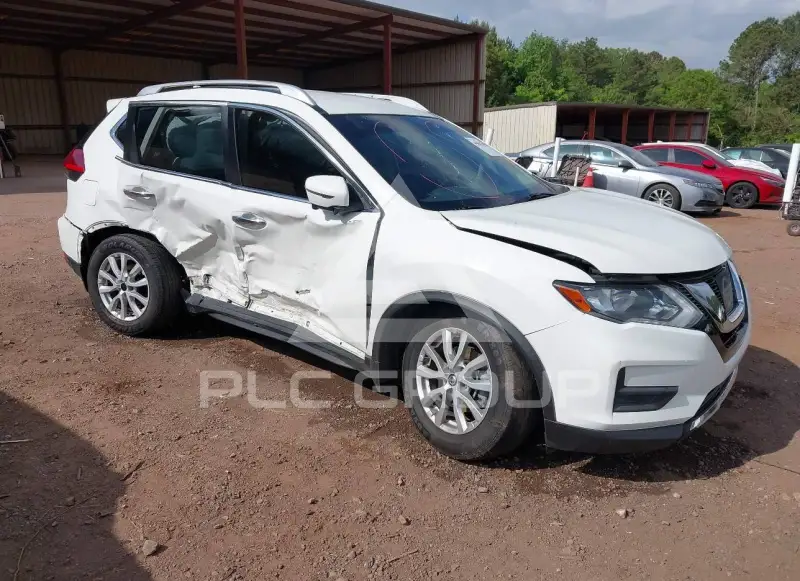 2017 Nissan ROGUE photo