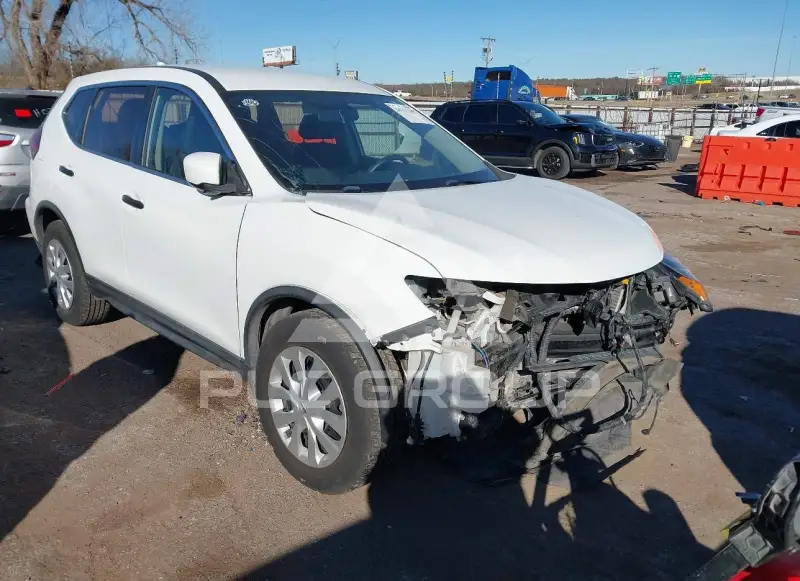 2017 Nissan ROGUE photo