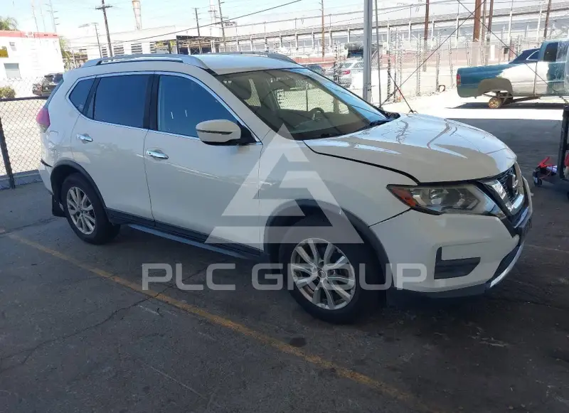 2017 Nissan ROGUE фото
