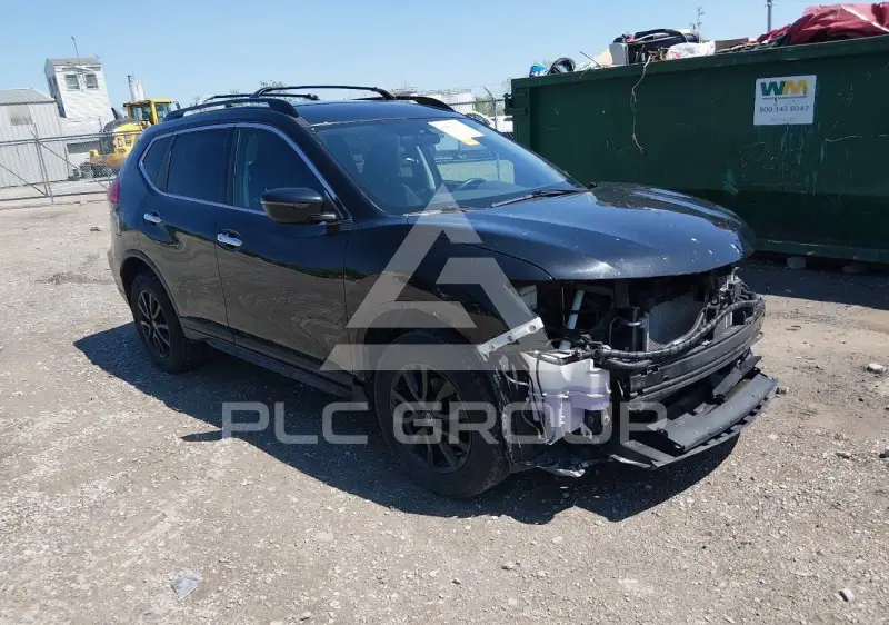2017 Nissan ROGUE photo