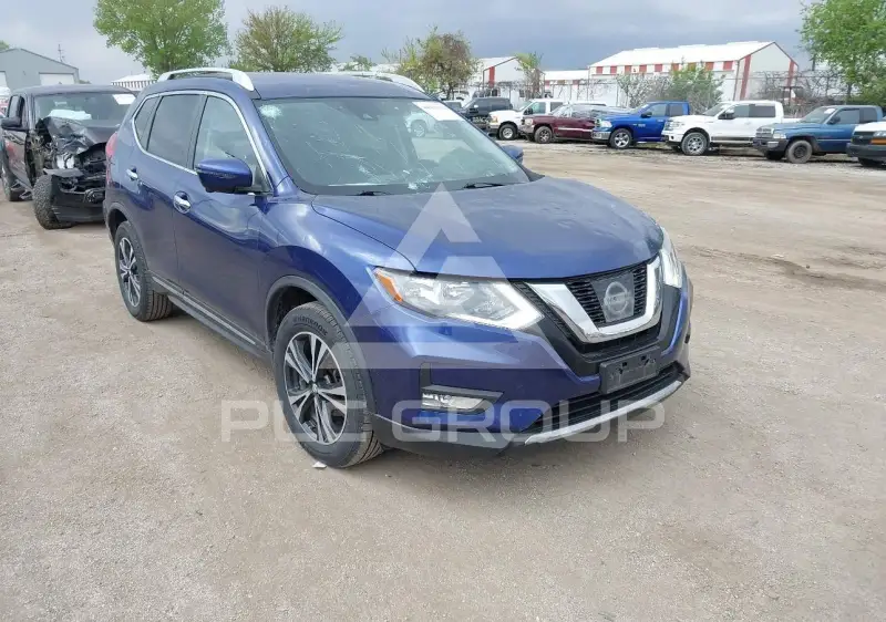 2017 Nissan ROGUE фото