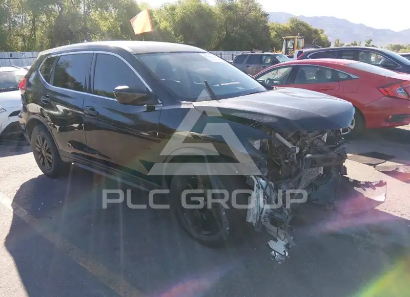 2017 Nissan ROGUE photo