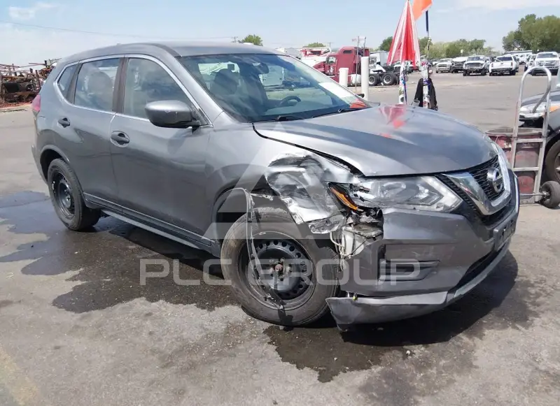 2017 Nissan ROGUE photo