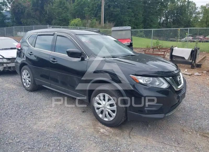 2017 Nissan ROGUE photo