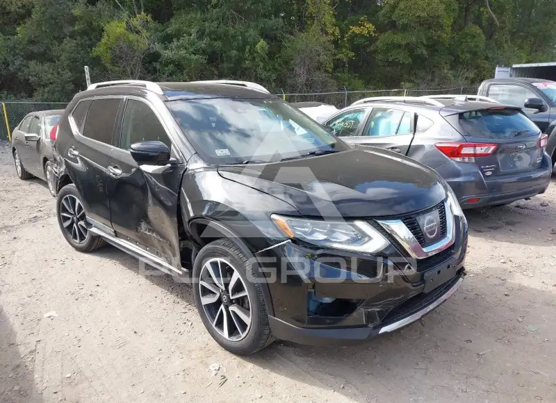 2017 Nissan ROGUE photo