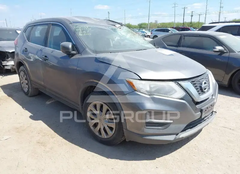 2017 Nissan ROGUE photo
