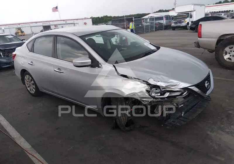 2017 Nissan SENTRA фото