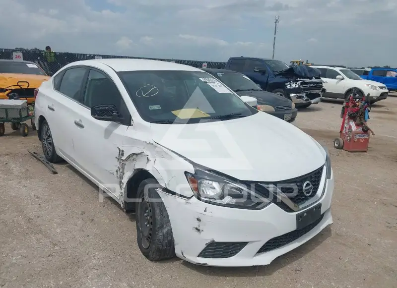 2017 Nissan SENTRA фото