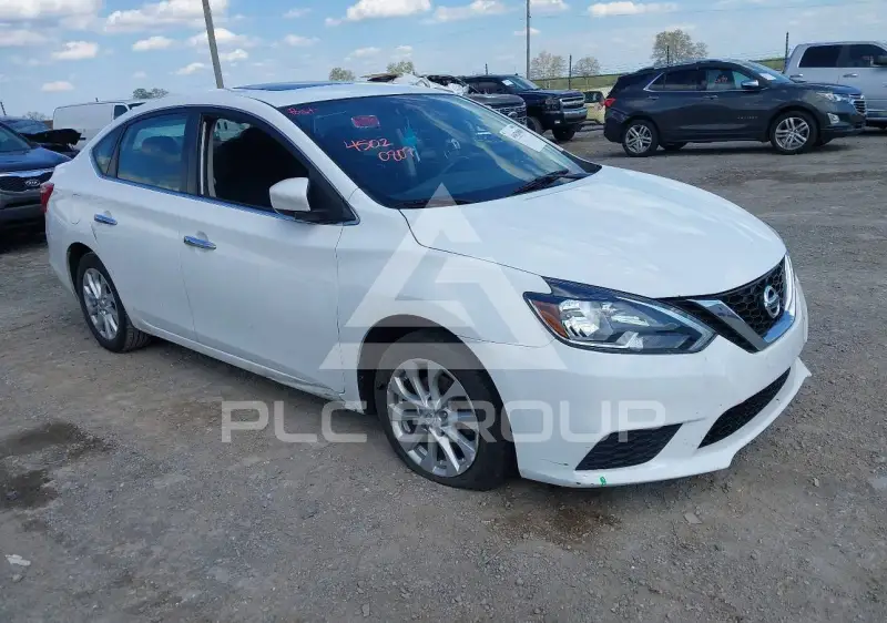 2017 Nissan SENTRA фото