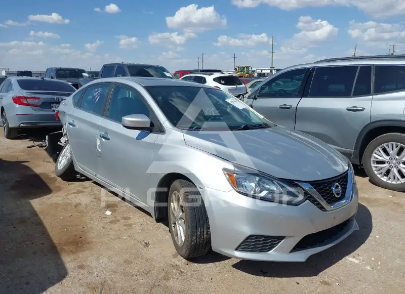 2017 Nissan SENTRA фото