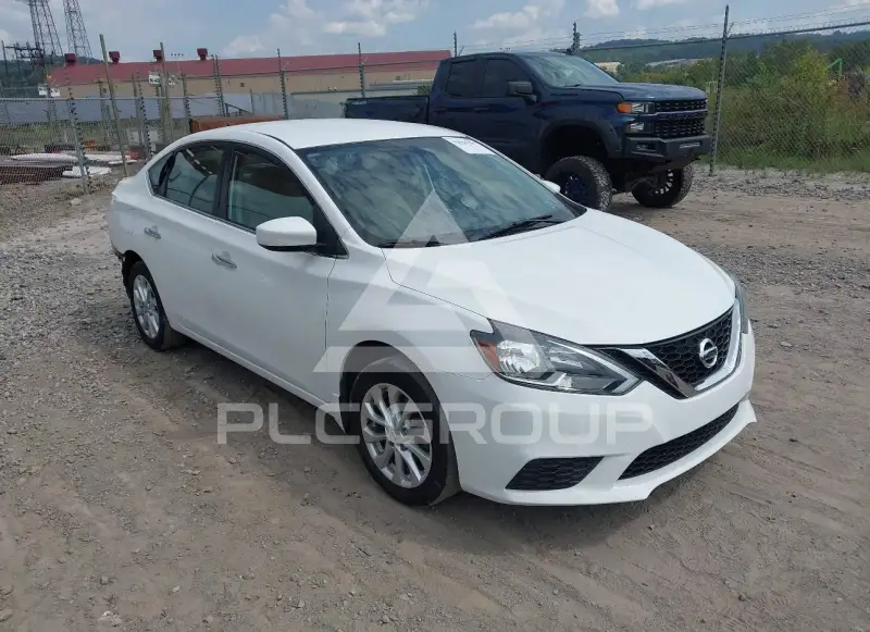 2017 Nissan SENTRA фото