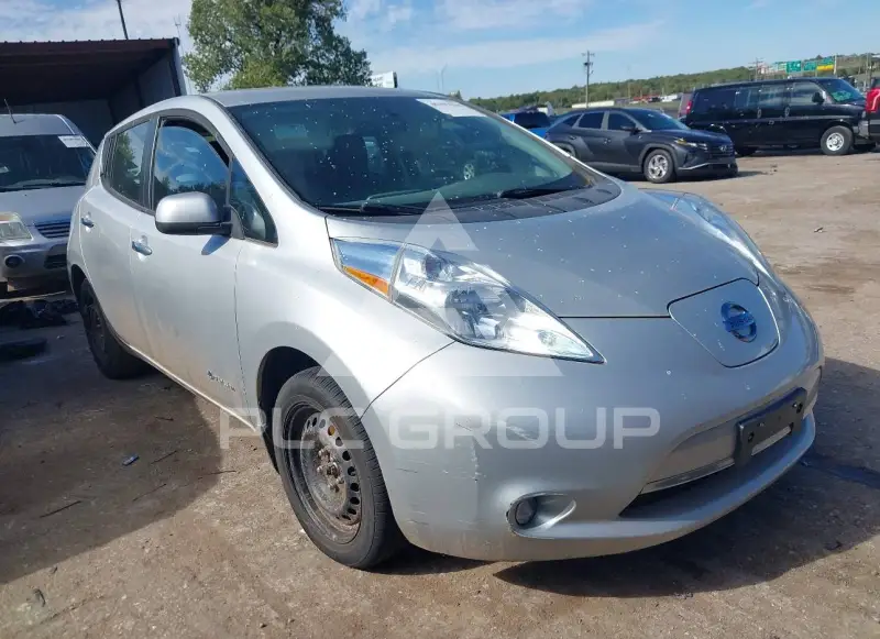 2017 Nissan LEAF photo