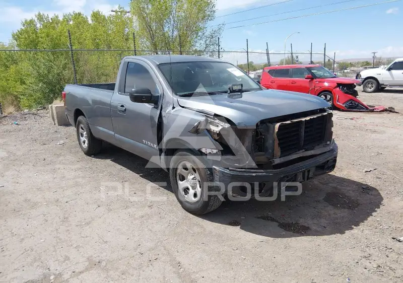 2017 Nissan TITAN фото