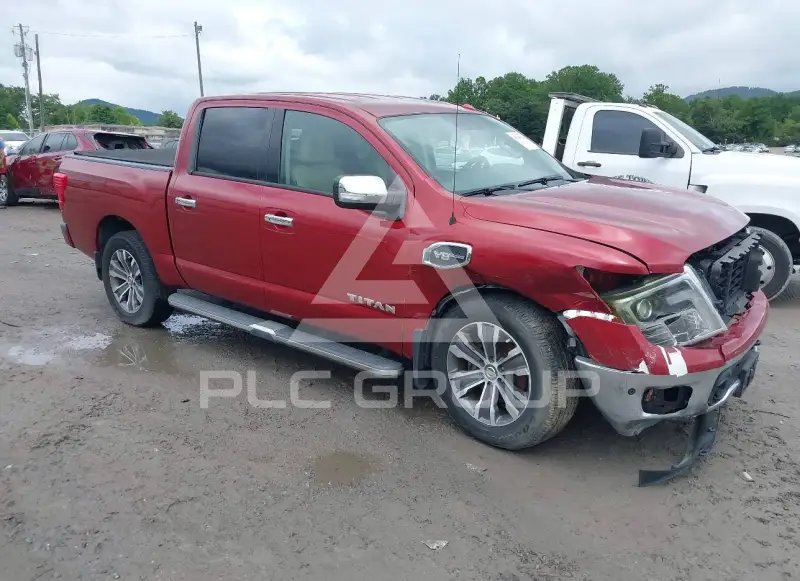 2017 Nissan TITAN фото