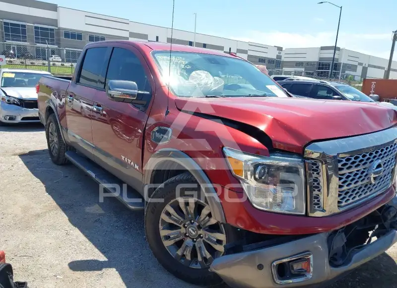 2017 Nissan TITAN фото