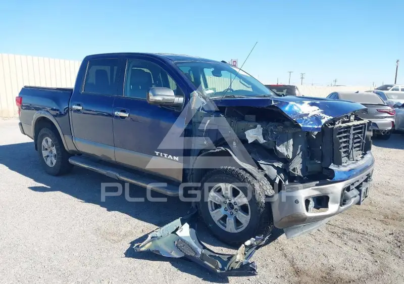 2017 Nissan TITAN photo