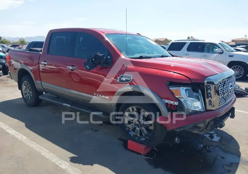 2017 Nissan TITAN фото